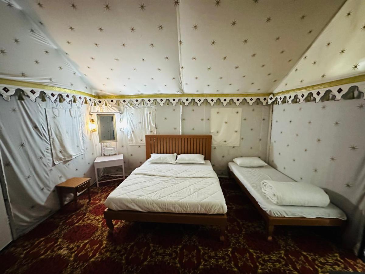 Modhera Sunrise Resort - Tents Bhungas Jungle Restaurants & Candlelight Dining Kalri Extérieur photo