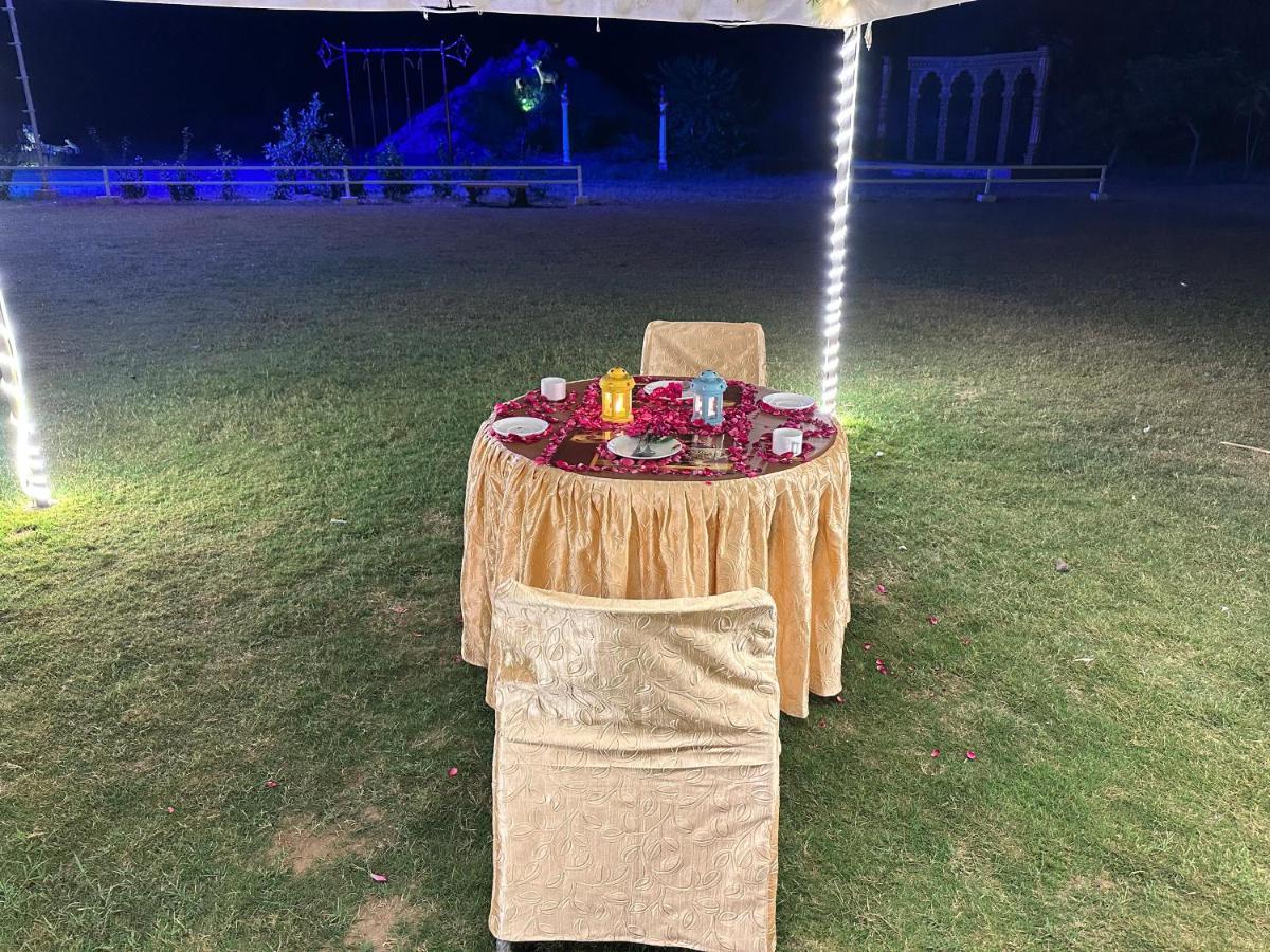 Modhera Sunrise Resort - Tents Bhungas Jungle Restaurants & Candlelight Dining Kalri Extérieur photo