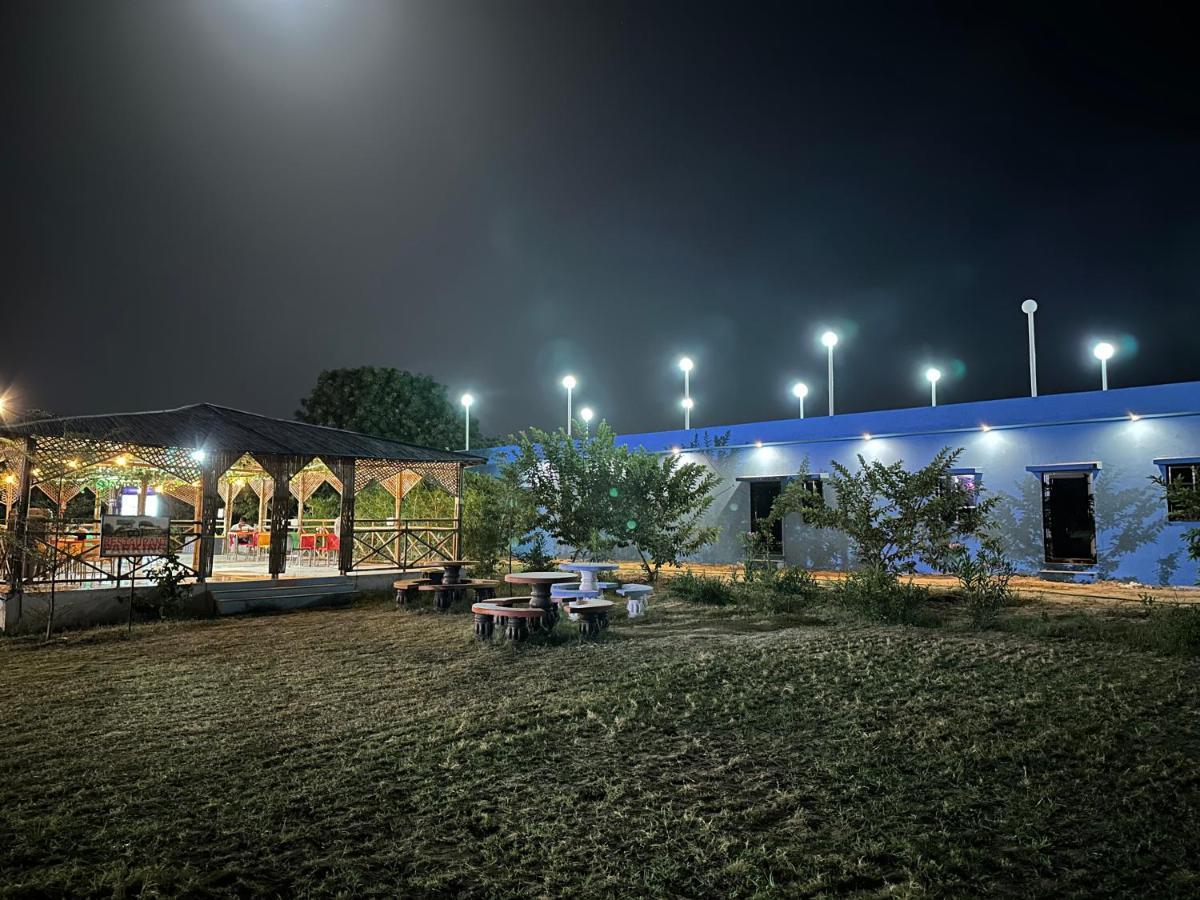 Modhera Sunrise Resort - Tents Bhungas Jungle Restaurants & Candlelight Dining Kalri Extérieur photo